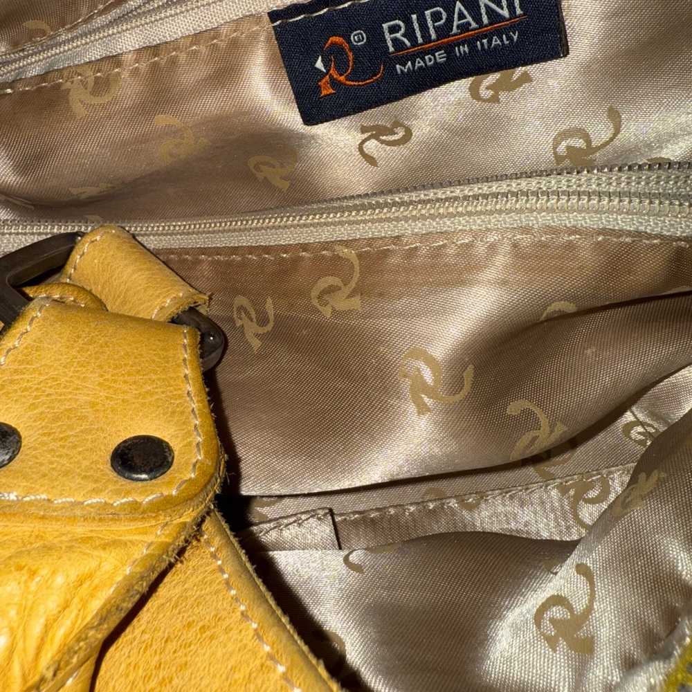Yellow Ripani Purse - Picture 5 of 7